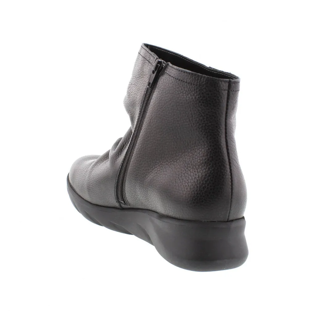 Bottes cheville pour femmes en cuir pleine fleur Mephisto Celiane