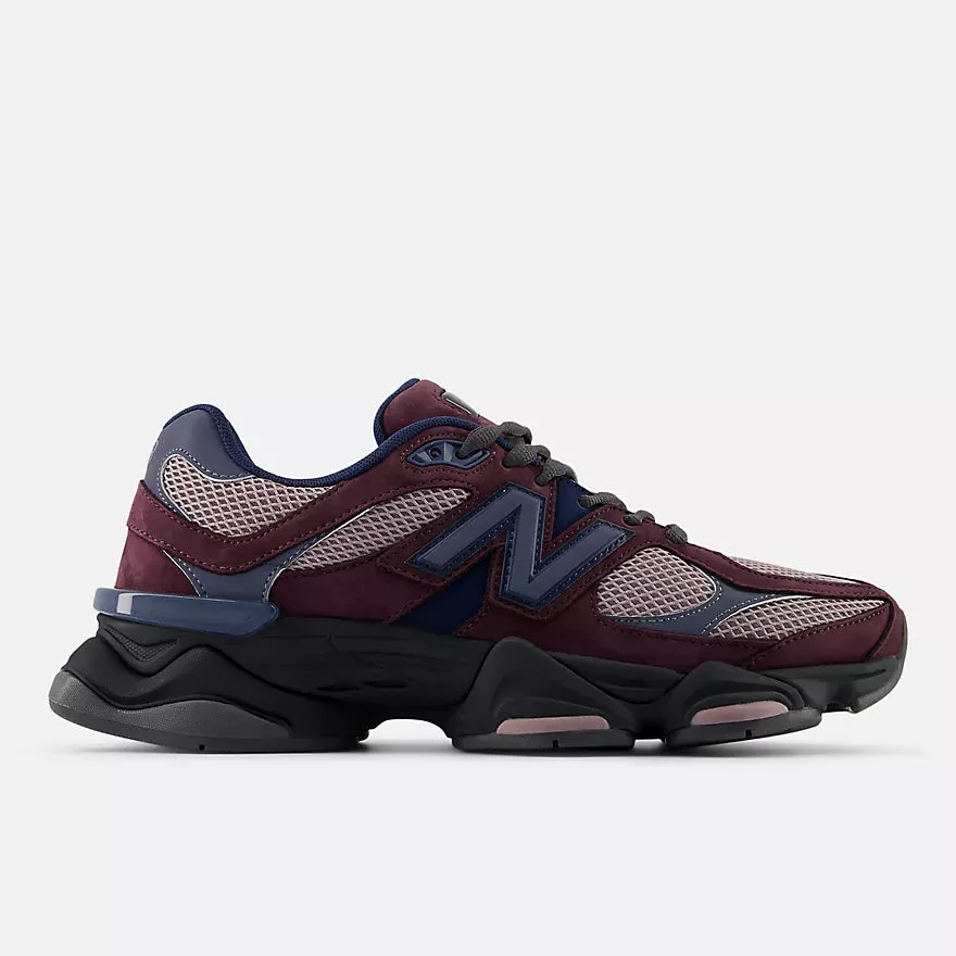 Chaussure New Balance 9060 pour Homme - Marron prune avec vin de glace et gris arctique foncé Chaussures New Balance