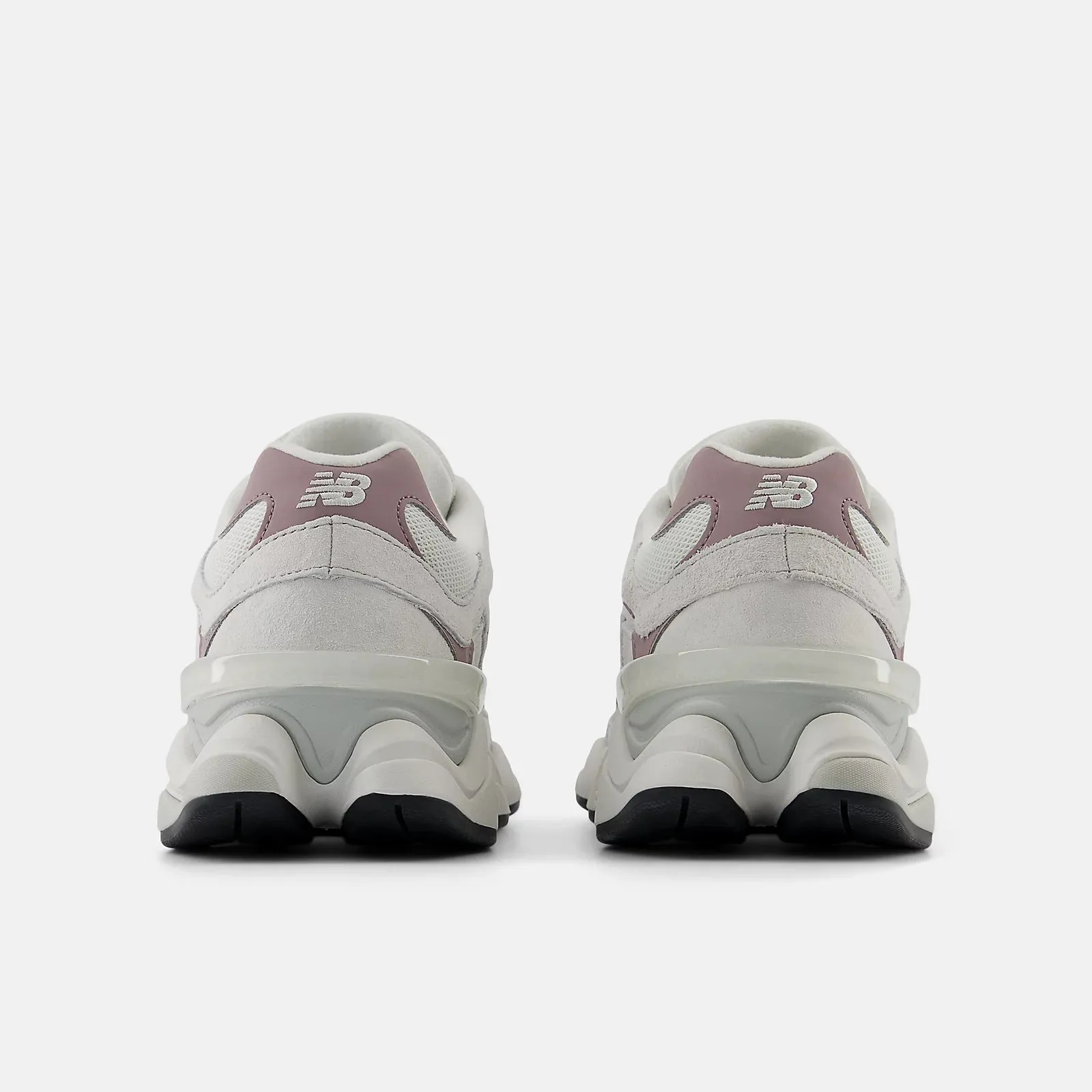 Chaussures New Balance 9060 EEJ | Gris Matière/Rose