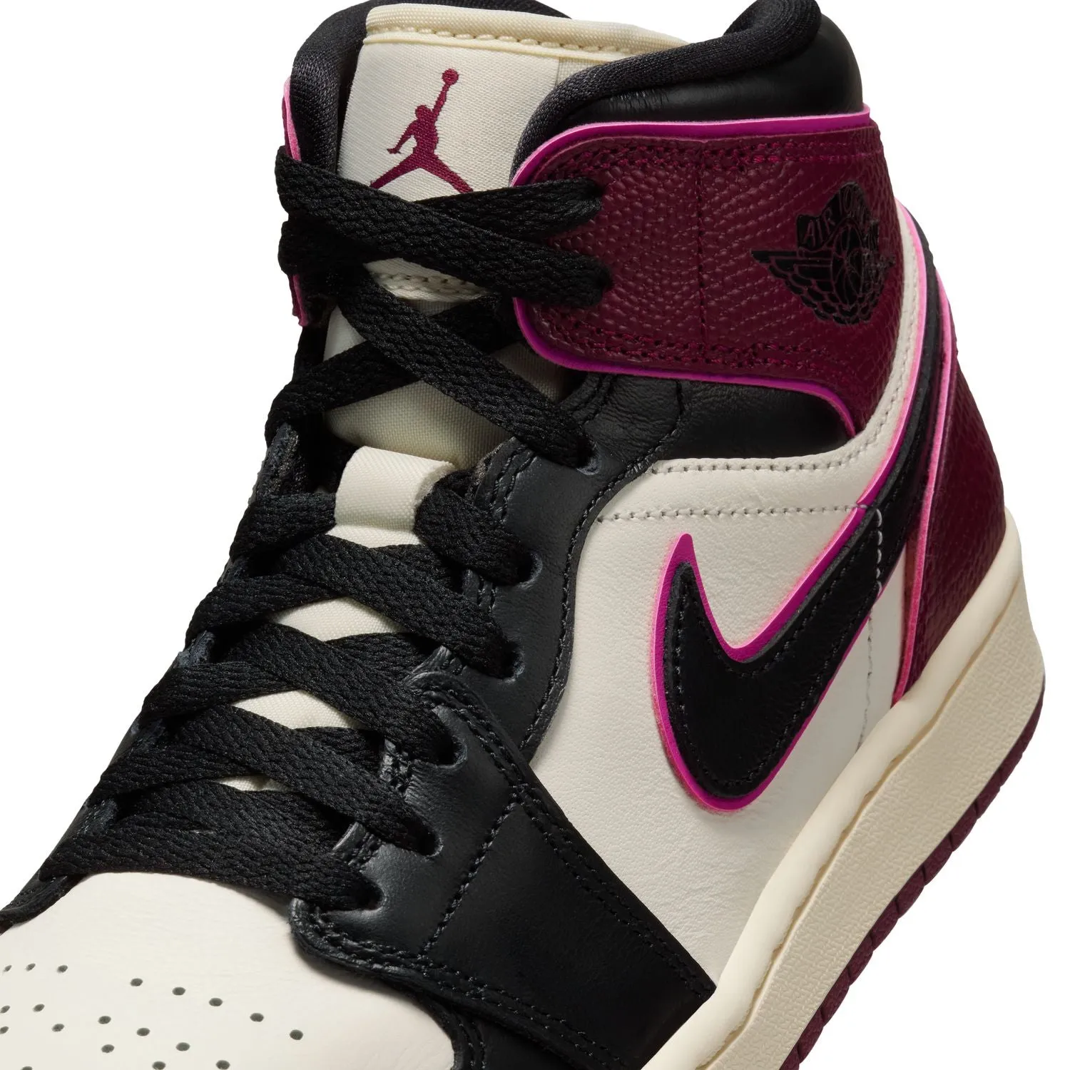 Wmns Air Jordan 1 Mid SE 'Bordeaux Voile'